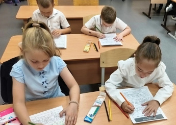 В ШКОЛАХ РАЙОНА СОСТОЯЛИСЬ «РАЗГОВОРЫ О ВАЖНОМ»: ОСОБОЕ ВНИМАНИЕ ТРУДУ ПЕДАГОГОВ