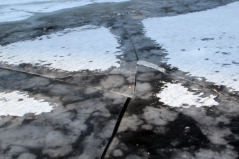 Тонкий лед – прямой риск для жизни