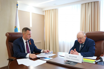Губернатор Роман Бусаргин провел рабочую встречу с главой Краснопартизанского района Юрием Бодровым