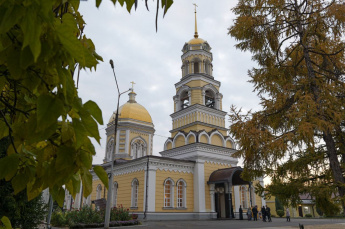 Состоялось Великое освящение Свято-Троицкого кафедрального собора Покровска 