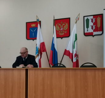 Глава Краснопартизанского района Юрий Бодров провел постоянно действующее совещание с руководителями учреждений и организаций района