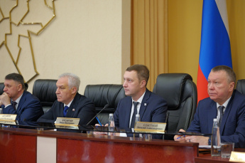 Губернатор зампредам, министрам, руководителям структурных подразделений и главам районов: