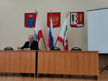 В рамках постоянно действующего совещания с руководителями учреждений обсудили актуальные вопросы жизнеобеспечения