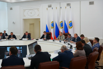 Губернатор Саратовской области Роман Бусаргин провел постоянно действующее совещание с зампредами Правительства, министрами и руководителями ведомств, а также главами районов