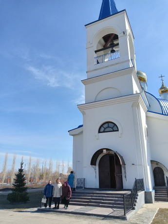 Получатели услуг КЦСОН побывали в Храме в честь иконы Пресвятой Богородицы "Державная" в п.Горный