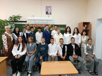 С Днём знаний! Тепло и душевно Краснопартизанский район встретил новый учебный год